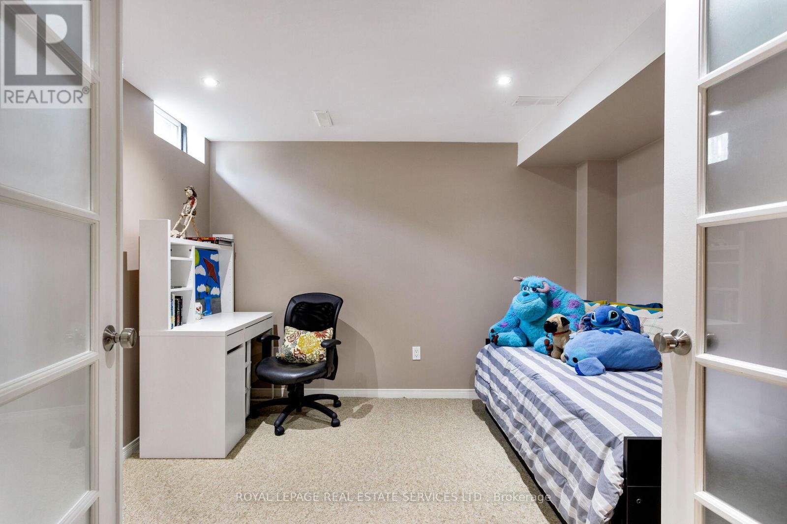 1359 Ridgebank Drive, Oakville (Wt West Oak Trails), Ontario  L6M 4A5 - Photo 37 - W12749100