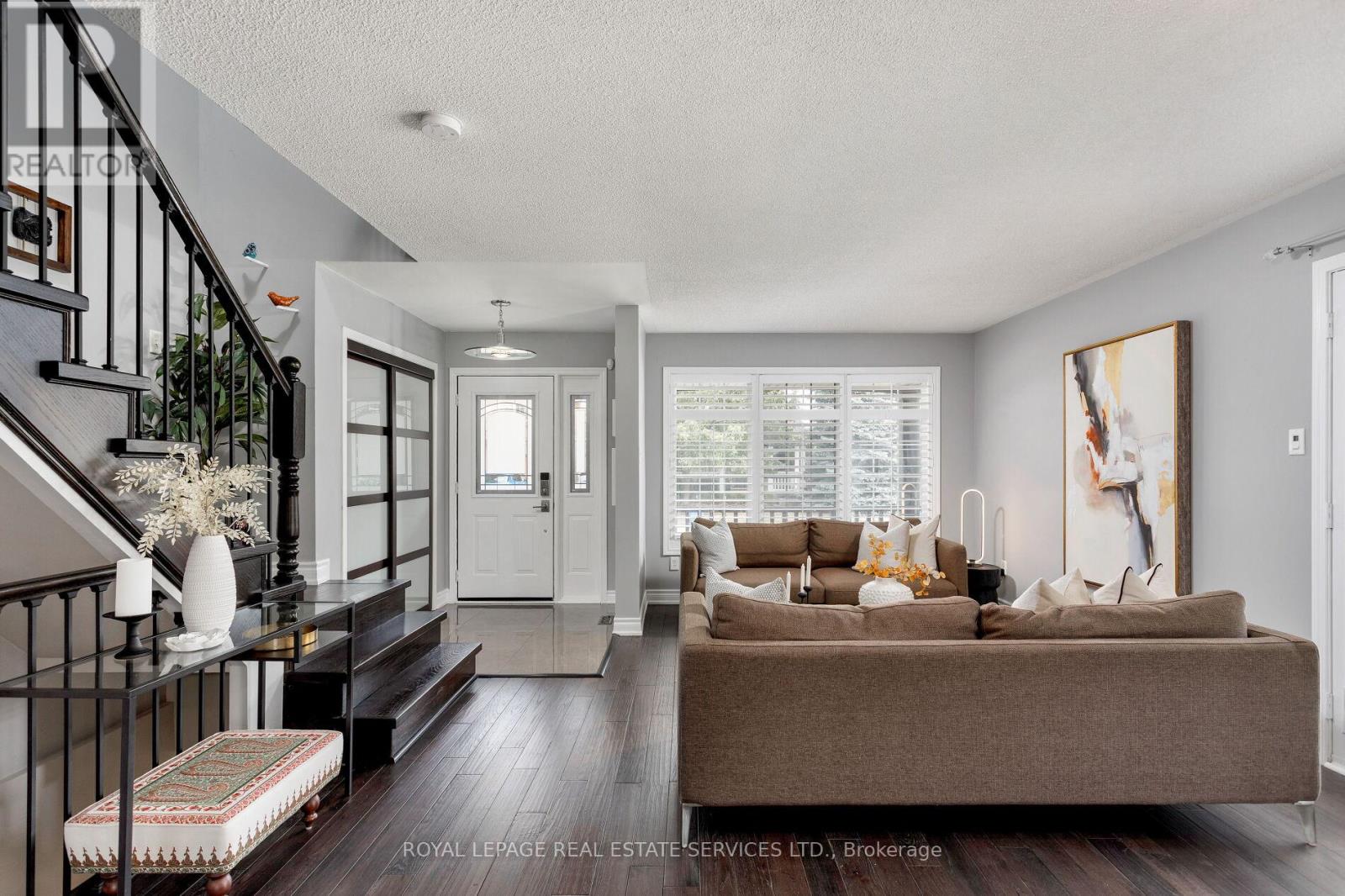 1359 Ridgebank Drive, Oakville (Wt West Oak Trails), Ontario  L6M 4A5 - Photo 4 - W12749100