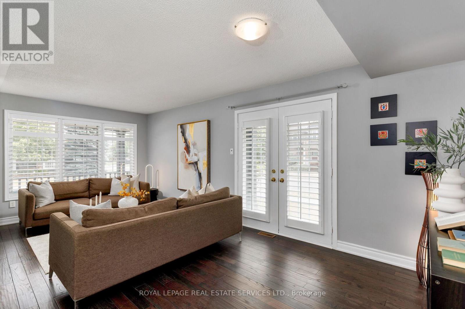 1359 Ridgebank Drive, Oakville (Wt West Oak Trails), Ontario  L6M 4A5 - Photo 8 - W12749100