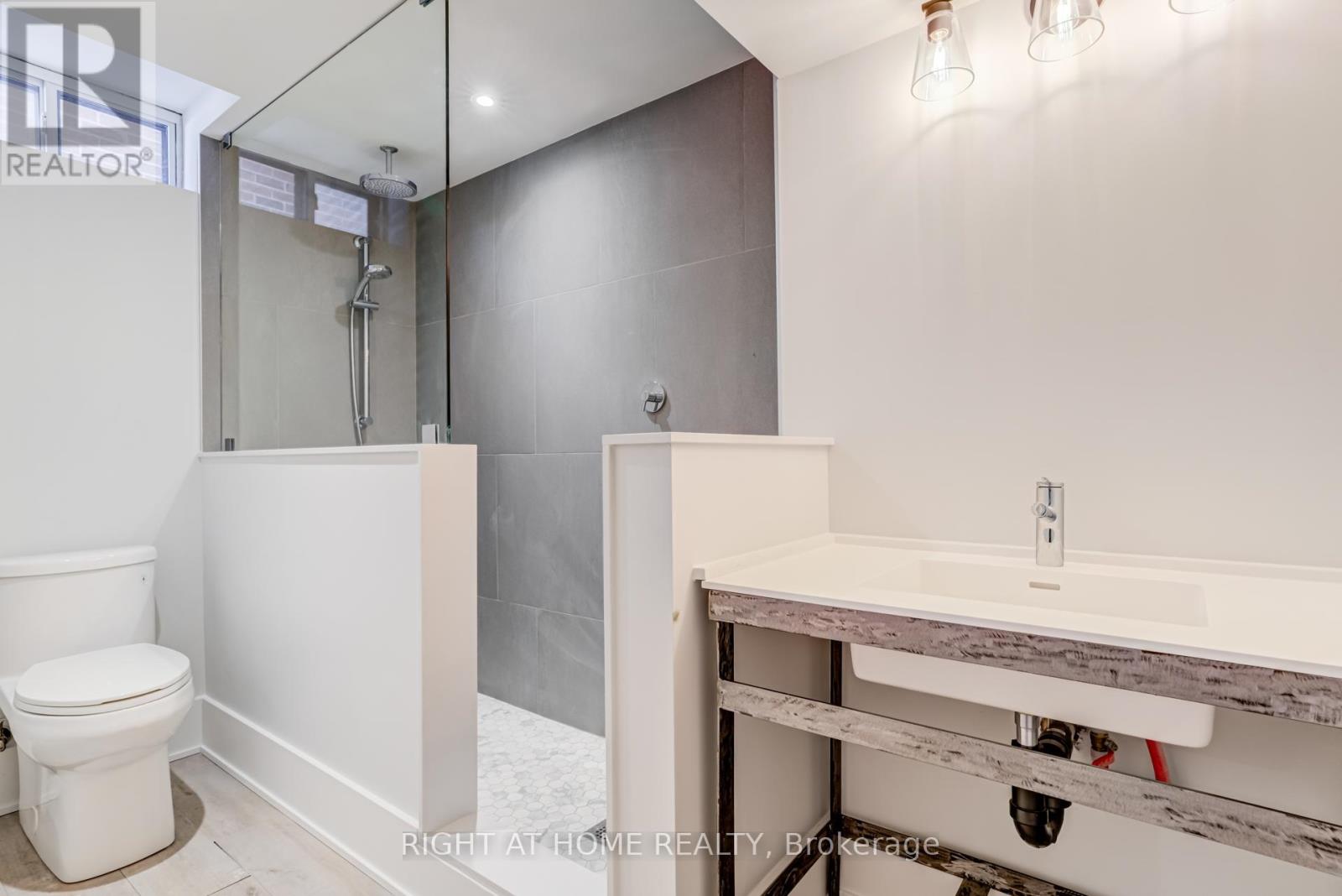 4212 Credit Pointe Drive, Mississauga (East Credit), Ontario  L5M 3K2 - Photo 20 - W12749124