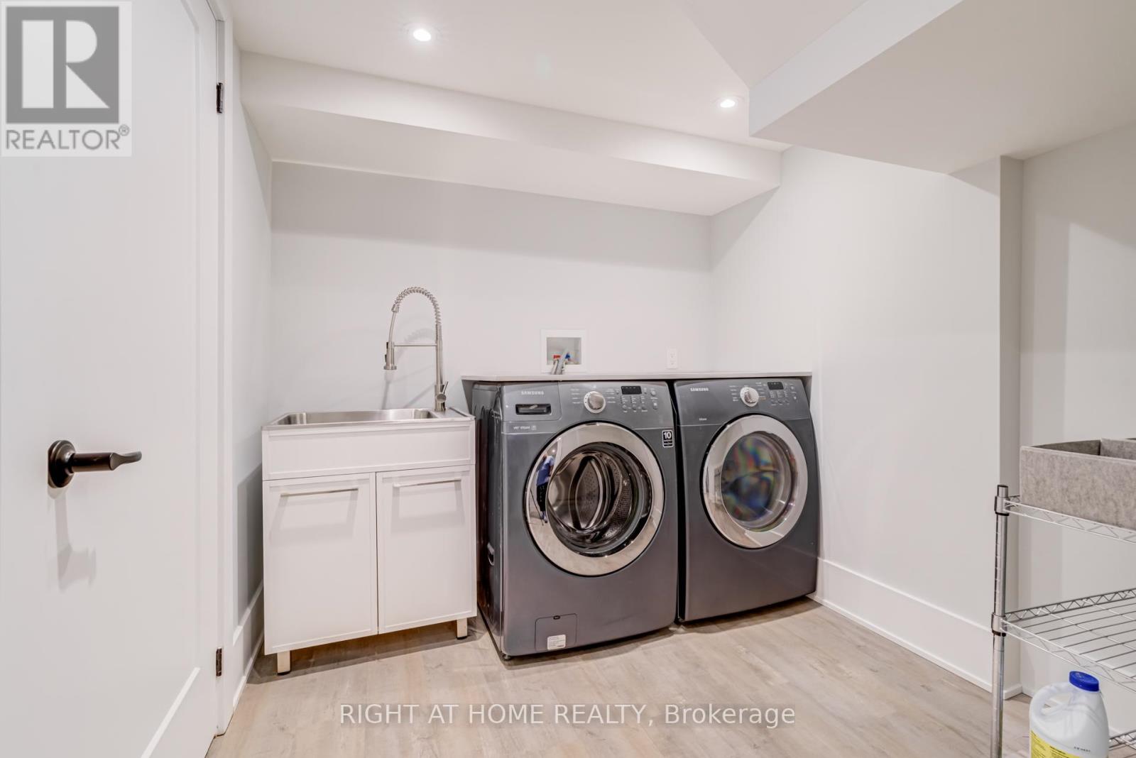 4212 Credit Pointe Drive, Mississauga (East Credit), Ontario  L5M 3K2 - Photo 24 - W12749124