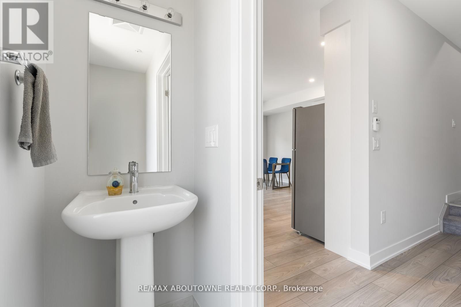 2 - 3472 Widdicombe Way, Mississauga (Erin Mills), Ontario  L5L 0B8 - Photo 11 - W12749138