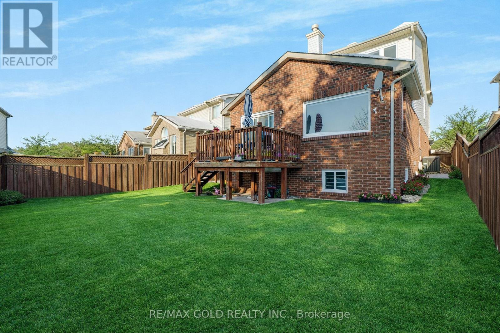 5 Furrows End, Brampton (Heart Lake West), Ontario  L6Z 4S5 - Photo 50 - W12749150