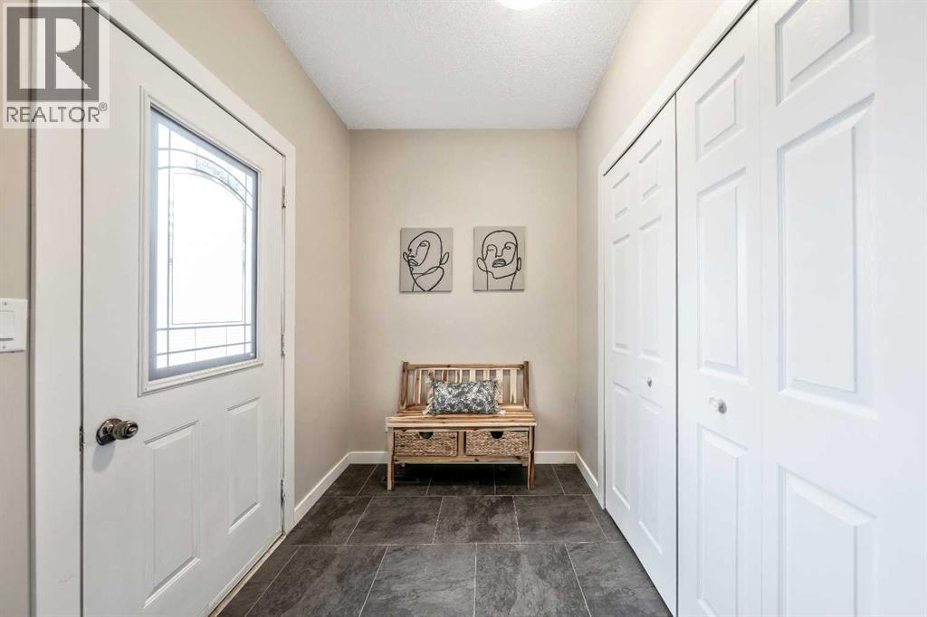 136 Brentwood Place, Strathmore, Alberta  T1P 1E4 - Photo 11 - A2274802