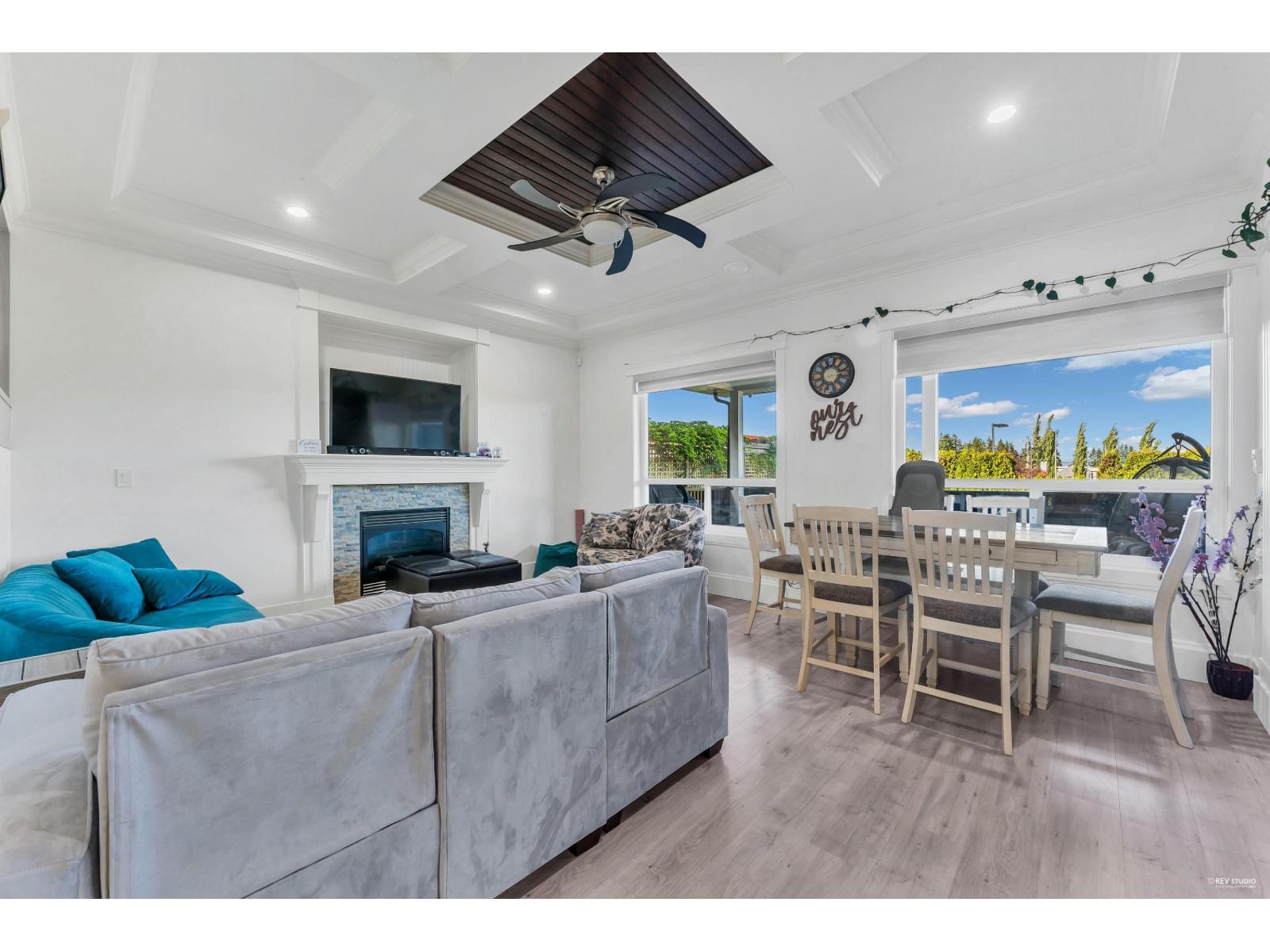 2262 Madrona Place, Surrey, British Columbia  V4A 7Z4 - Photo 10 - R3084768