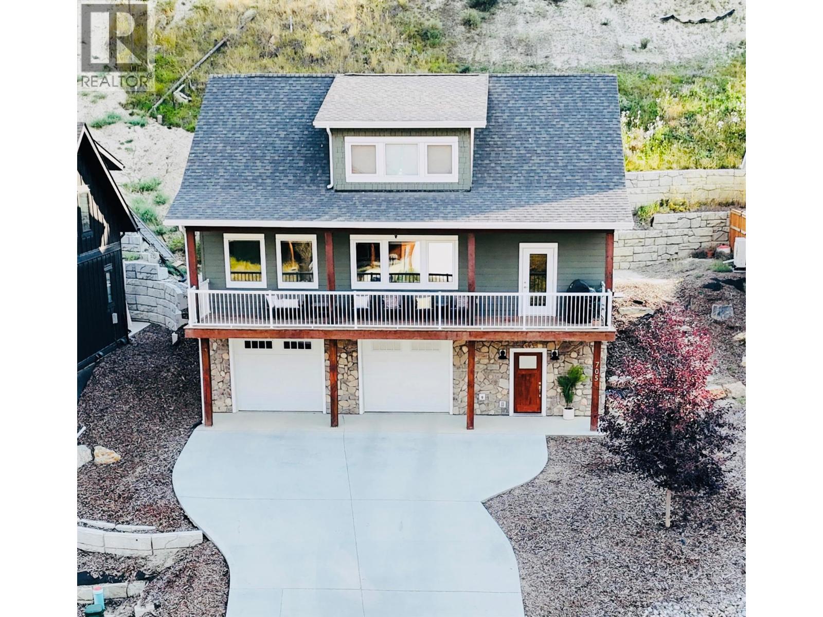 705 Kpokl Road, Invermere, British Columbia