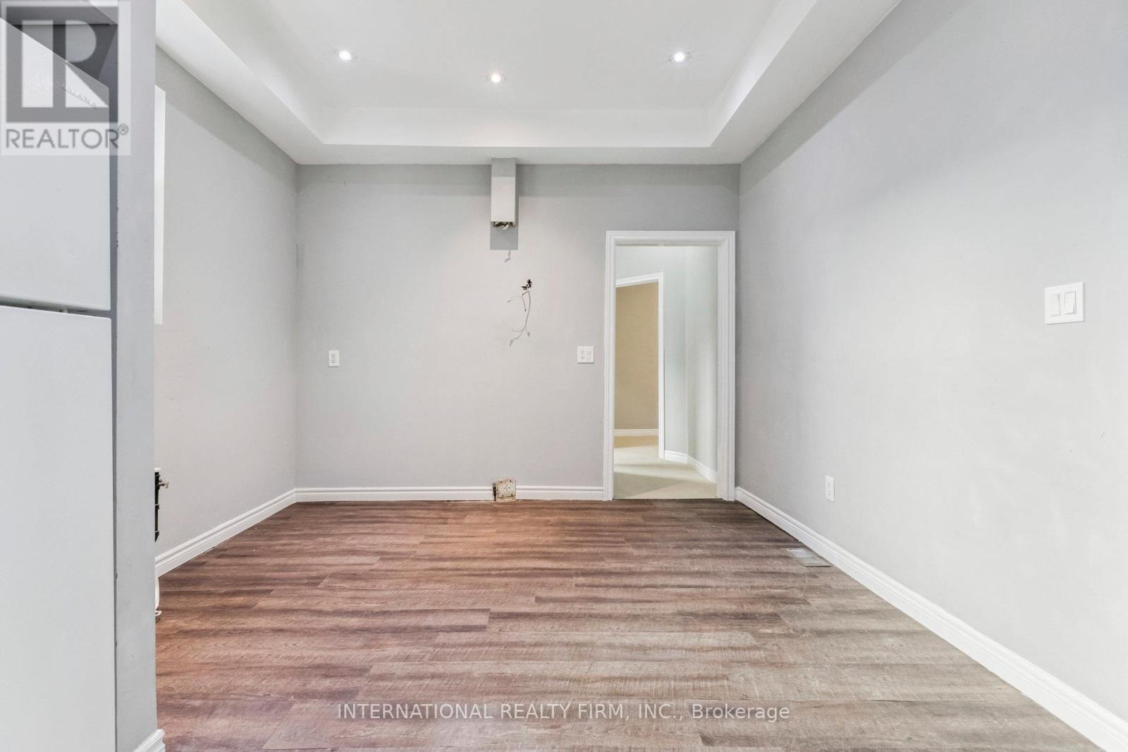 54 Marlborough Street, Brantford, Ontario  N3T 2S2 - Photo 10 - X12748854