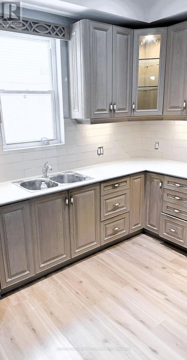 54 Marlborough Street, Brantford, Ontario  N3T 2S2 - Photo 11 - X12748854