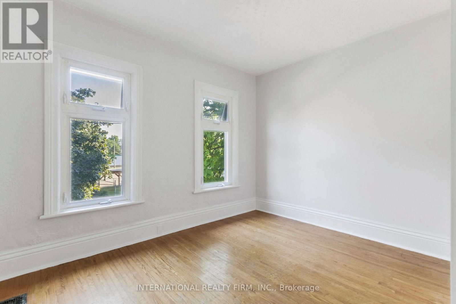 54 Marlborough Street, Brantford, Ontario  N3T 2S2 - Photo 22 - X12748854