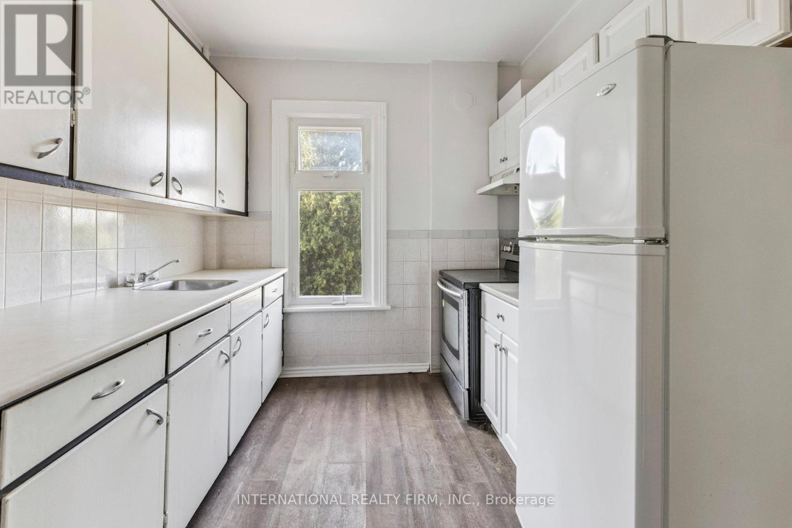 54 Marlborough Street, Brantford, Ontario  N3T 2S2 - Photo 35 - X12748870