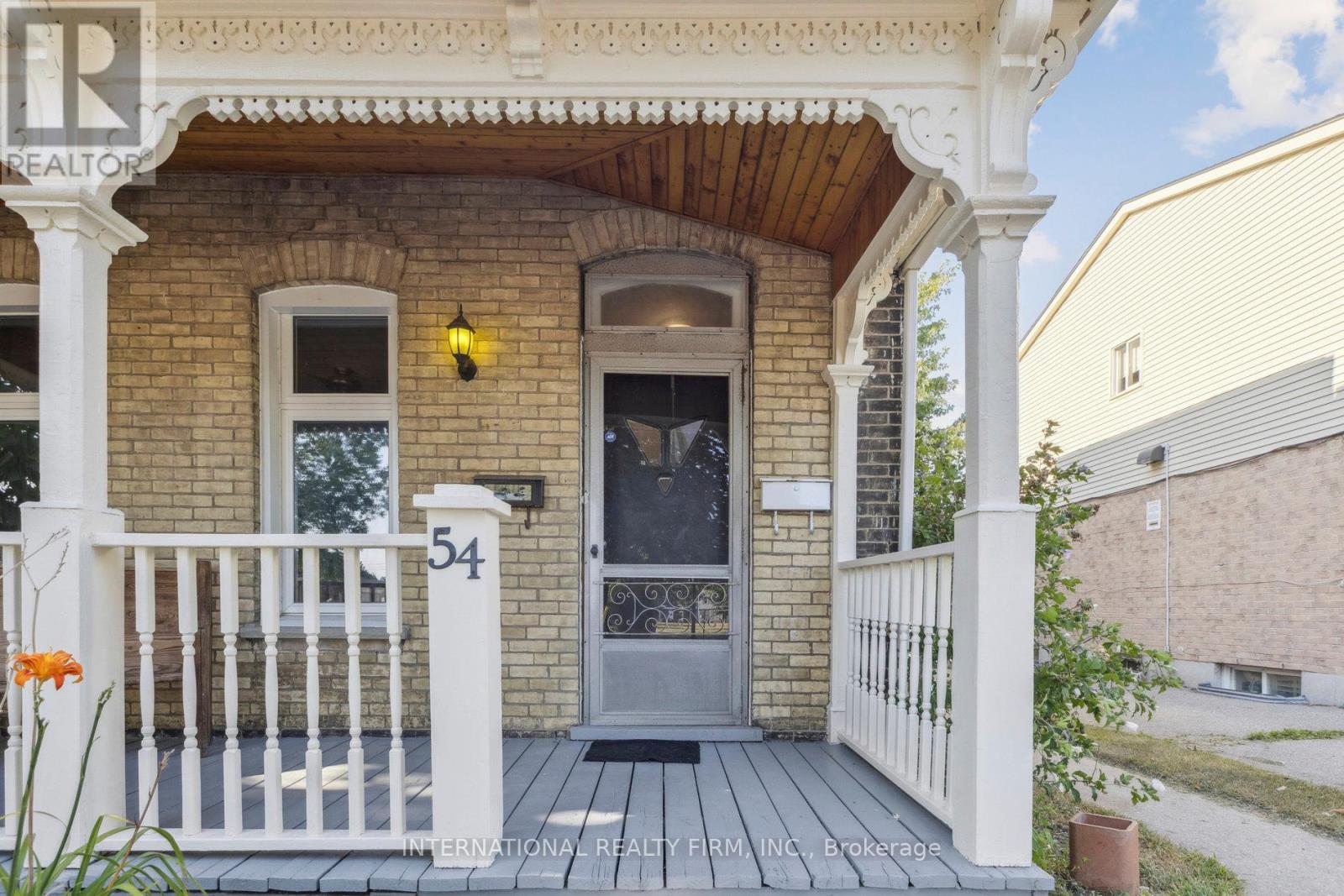 54 Marlborough Street, Brantford, Ontario  N3T 2S2 - Photo 4 - X12748870