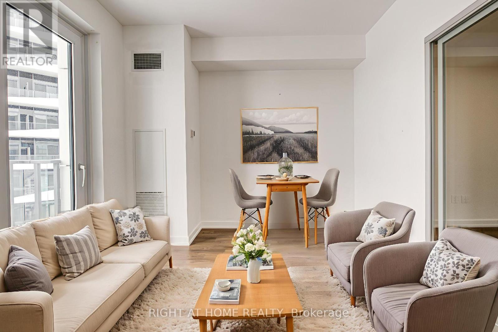 2905 - 15 Wellington Street S, Kitchener, Ontario  N2G 0E4 - Photo 12 - X12749128