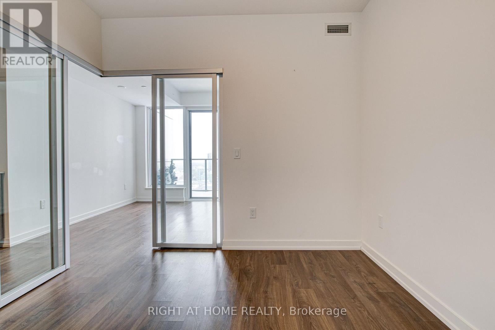 2905 - 15 Wellington Street S, Kitchener, Ontario  N2G 0E4 - Photo 29 - X12749128