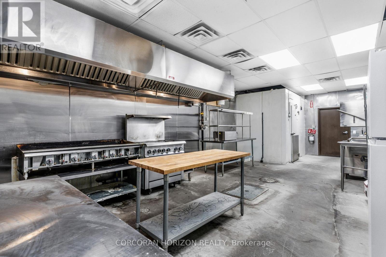 7 - 485 Silvercreek Parkway N, Guelph, Ontario  N1H 7K5 - Photo 18 - X12749148