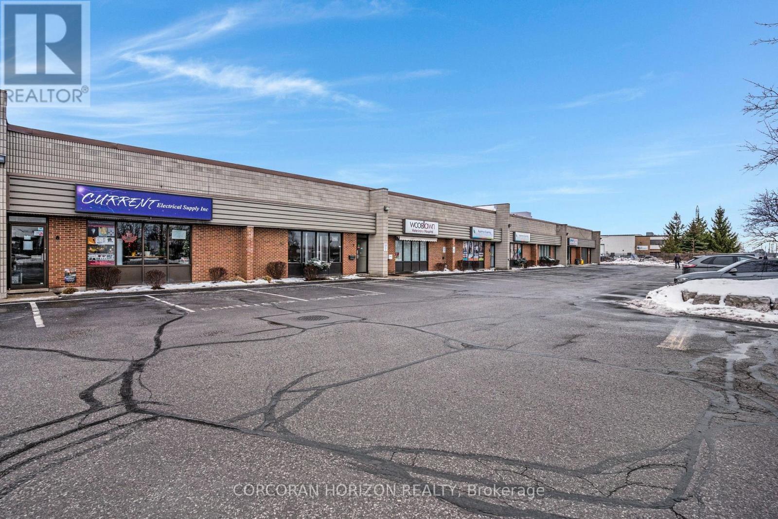 7 - 485 Silvercreek Parkway N, Guelph, Ontario  N1H 7K5 - Photo 2 - X12749148