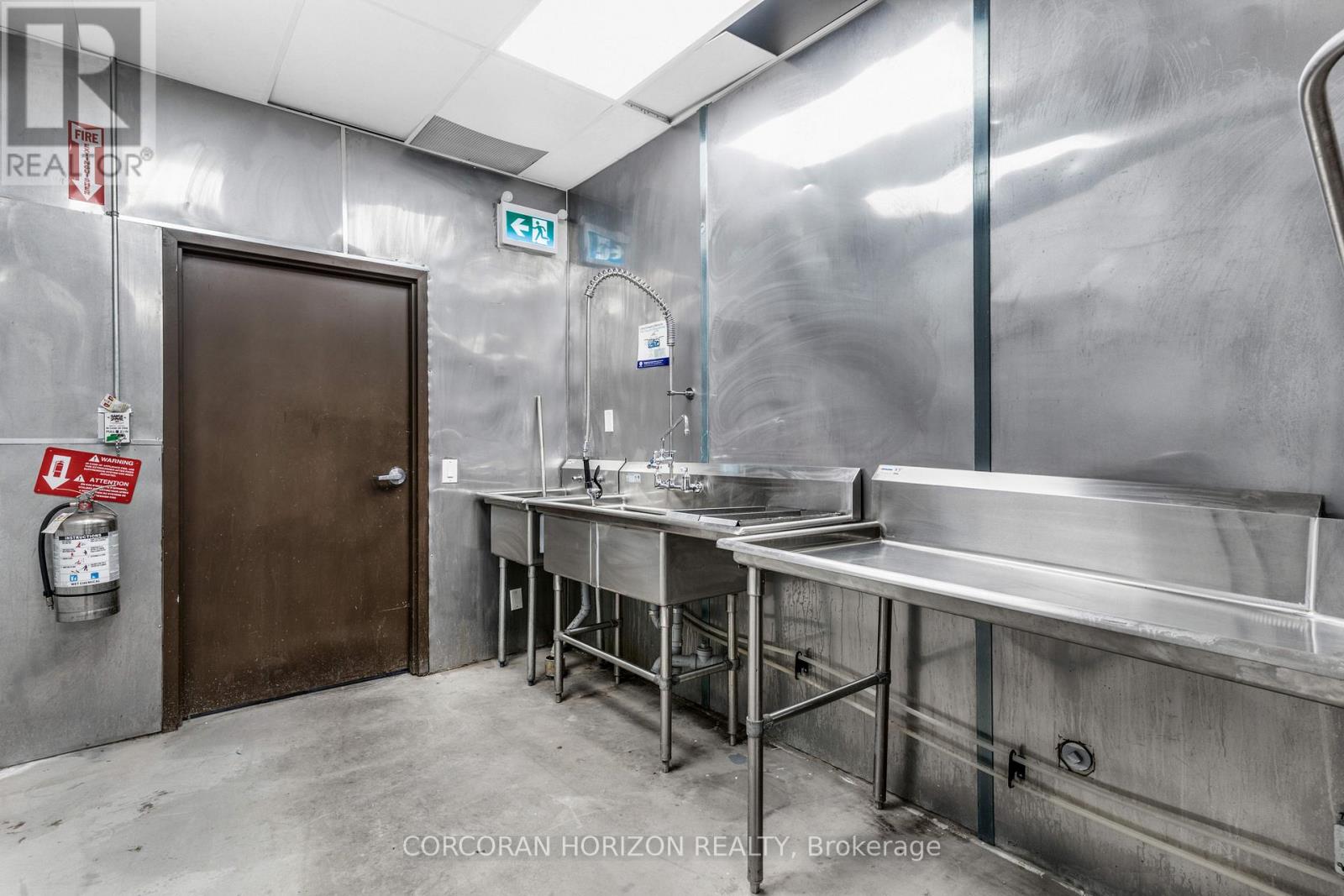 7 - 485 Silvercreek Parkway N, Guelph, Ontario  N1H 7K5 - Photo 28 - X12749148