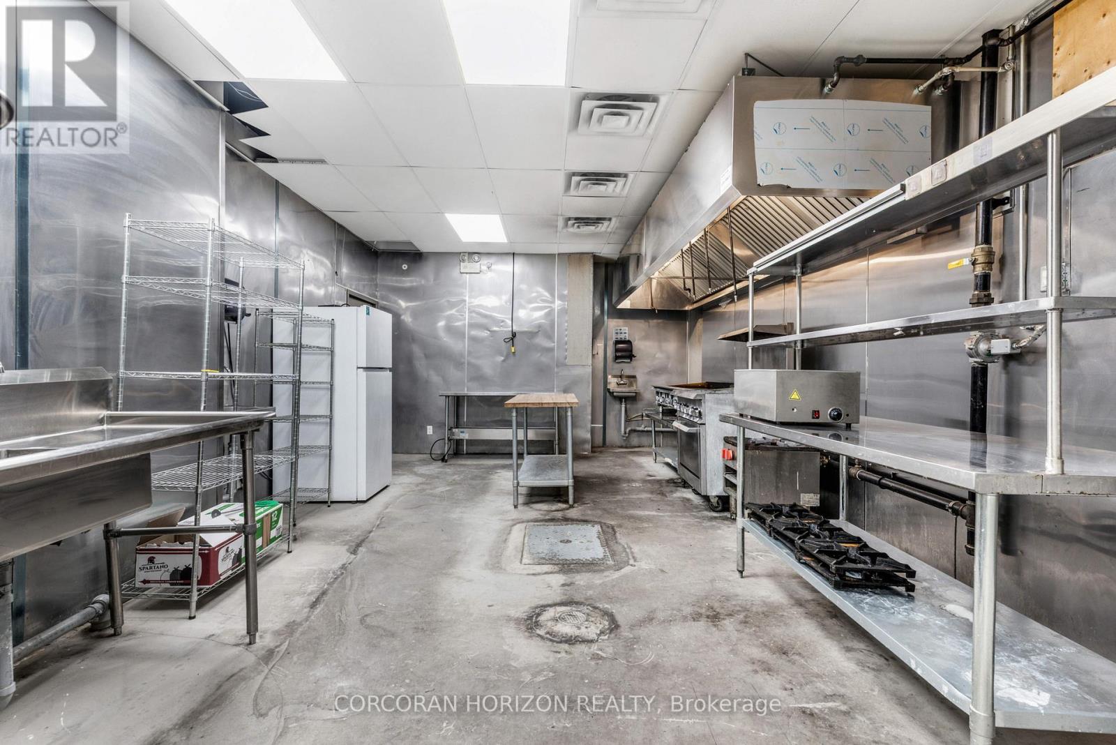 7 - 485 Silvercreek Parkway N, Guelph, Ontario  N1H 7K5 - Photo 29 - X12749148