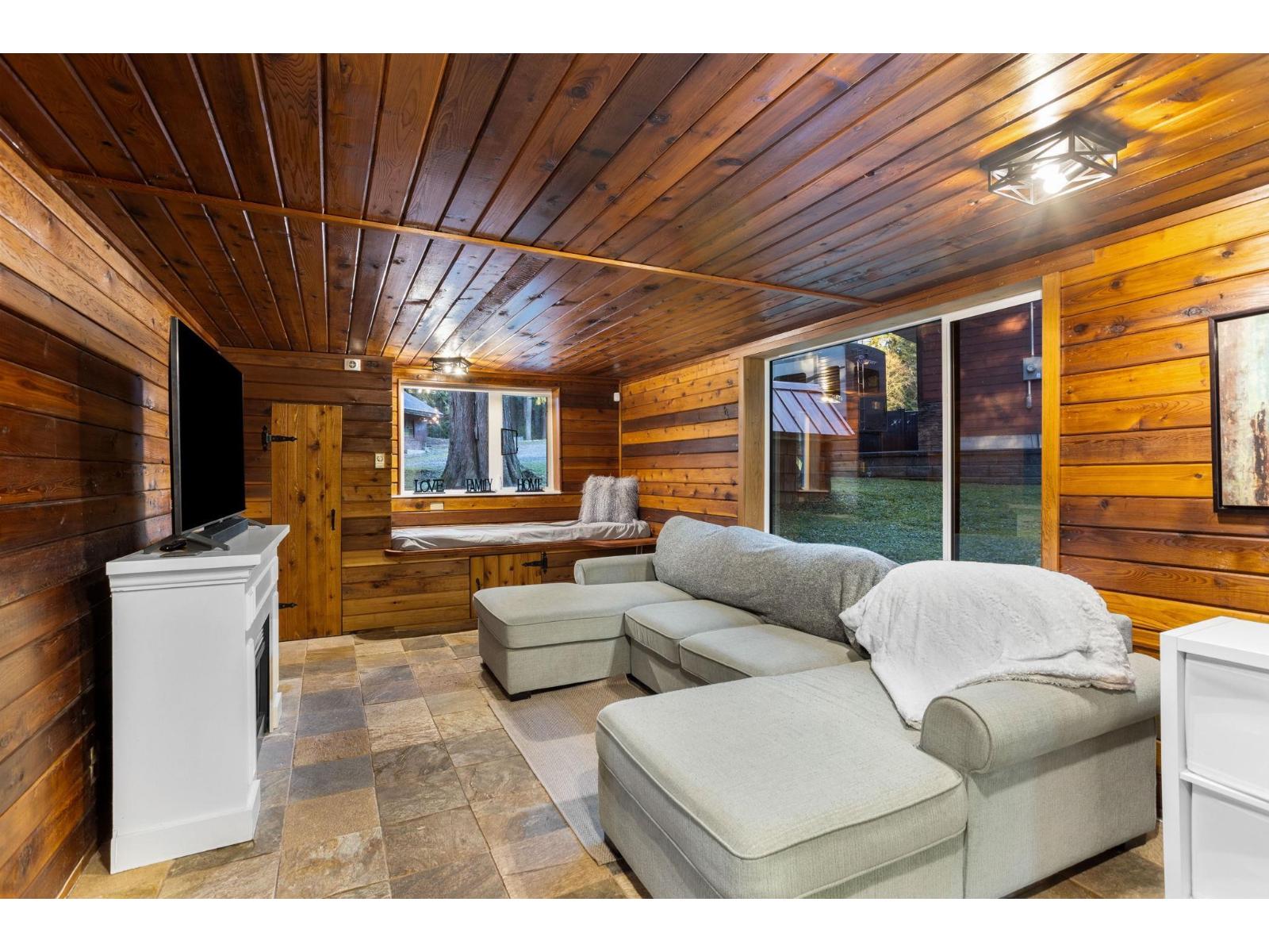 12468 Carr Street, Mission, British Columbia  V4S 1B9 - Photo 31 - R3083294