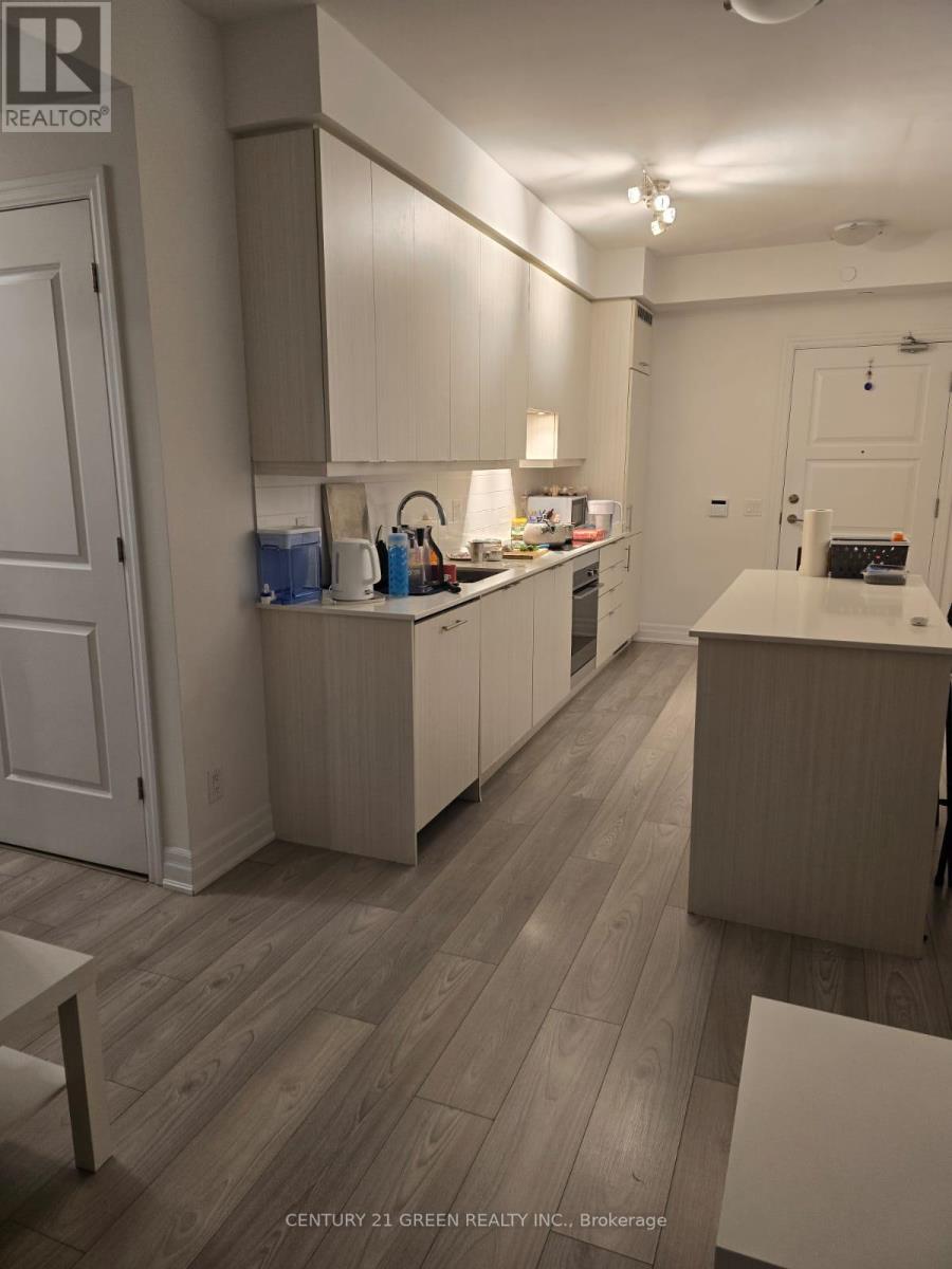 2509 - 36 Elm Drive, Mississauga, Ontario  L5B 1L9 - Photo 2 - W12747750