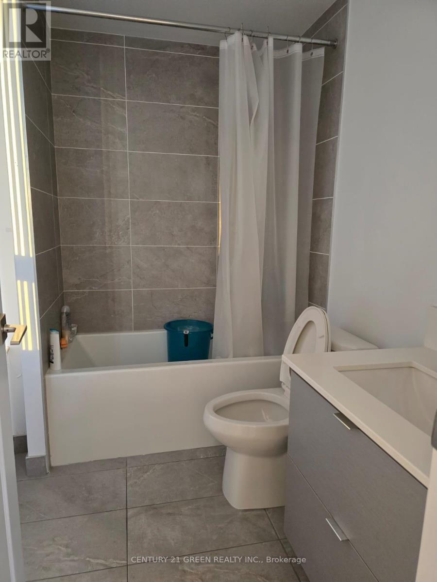 2509 - 36 Elm Drive, Mississauga, Ontario  L5B 1L9 - Photo 6 - W12747750