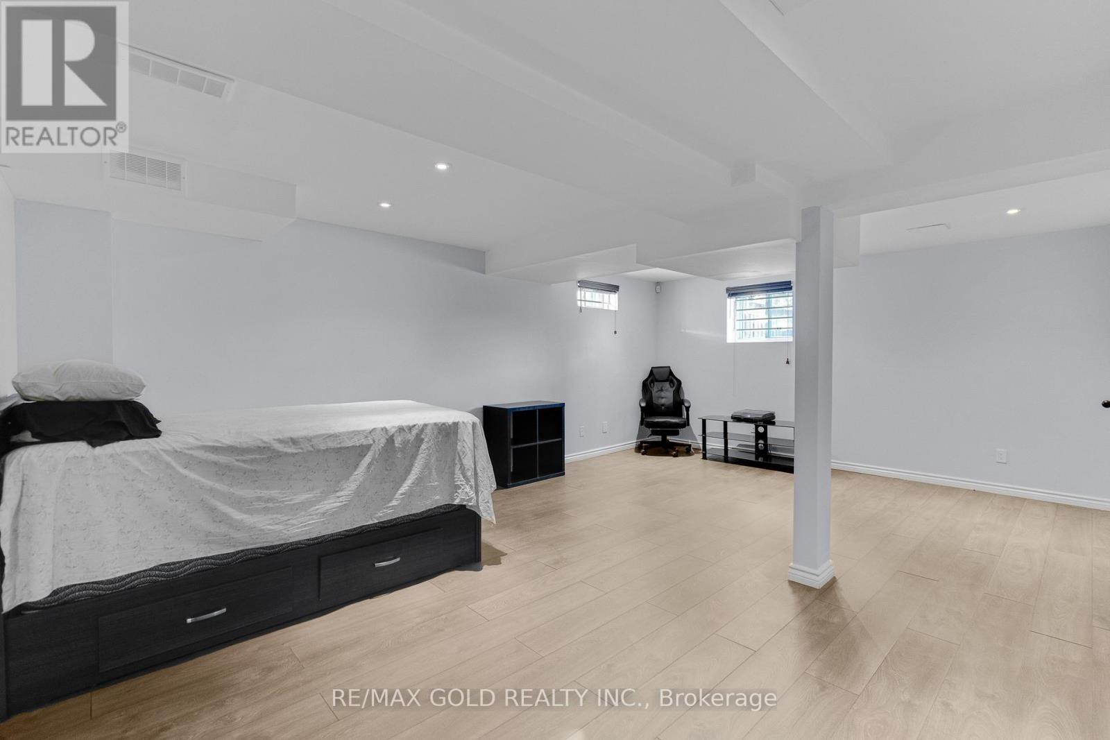 5 Furrows End, Brampton (Heart Lake West), Ontario  L6Z 4S5 - Photo 36 - W12749150