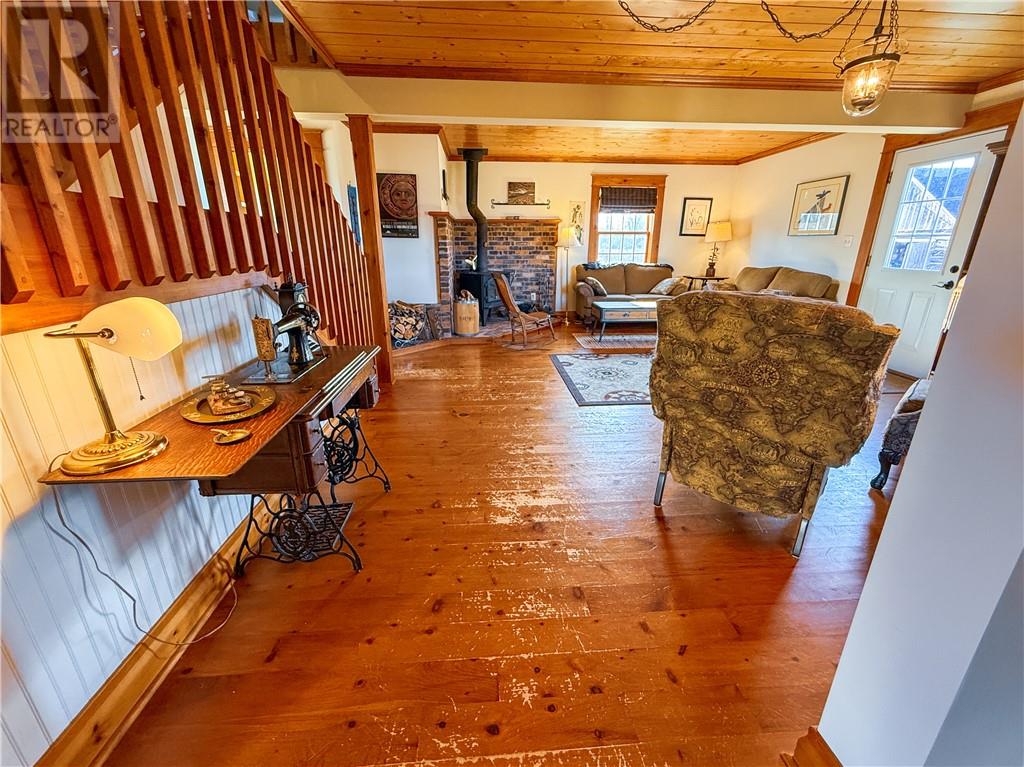 73 Hideaway Road, Kagawong, Ontario  P0P 1J0 - Photo 10 - 2125773