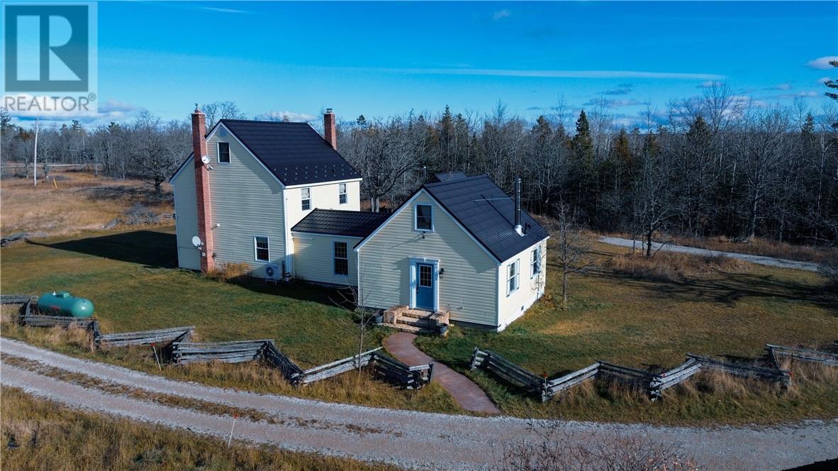 73 Hideaway Road, Kagawong, Ontario