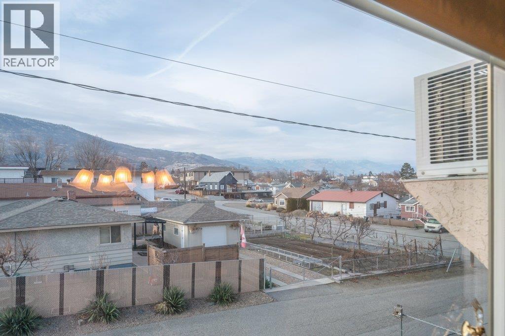 8302 68th Avenue Unit# 201 Osoyoos Photo 10