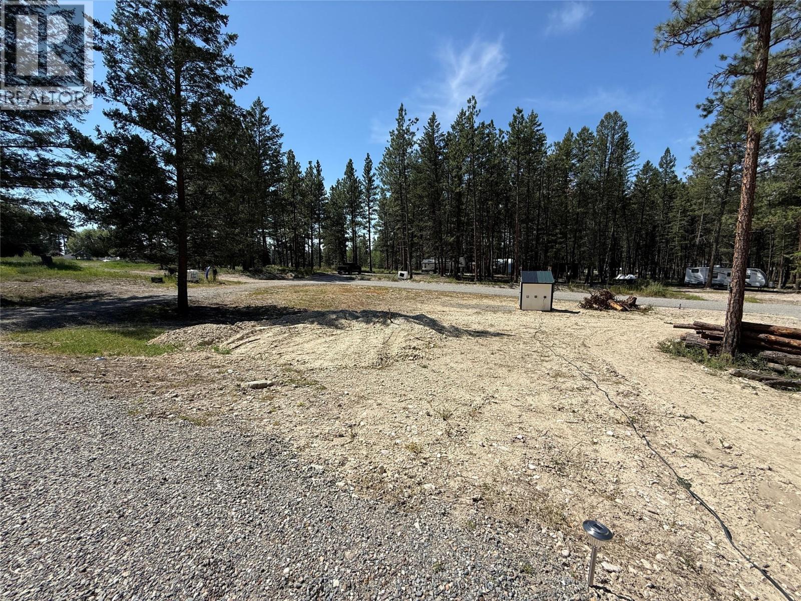 4925 Buck Crescent, Wasa, British Columbia  V0B 2K0 - Photo 7 - 10374447