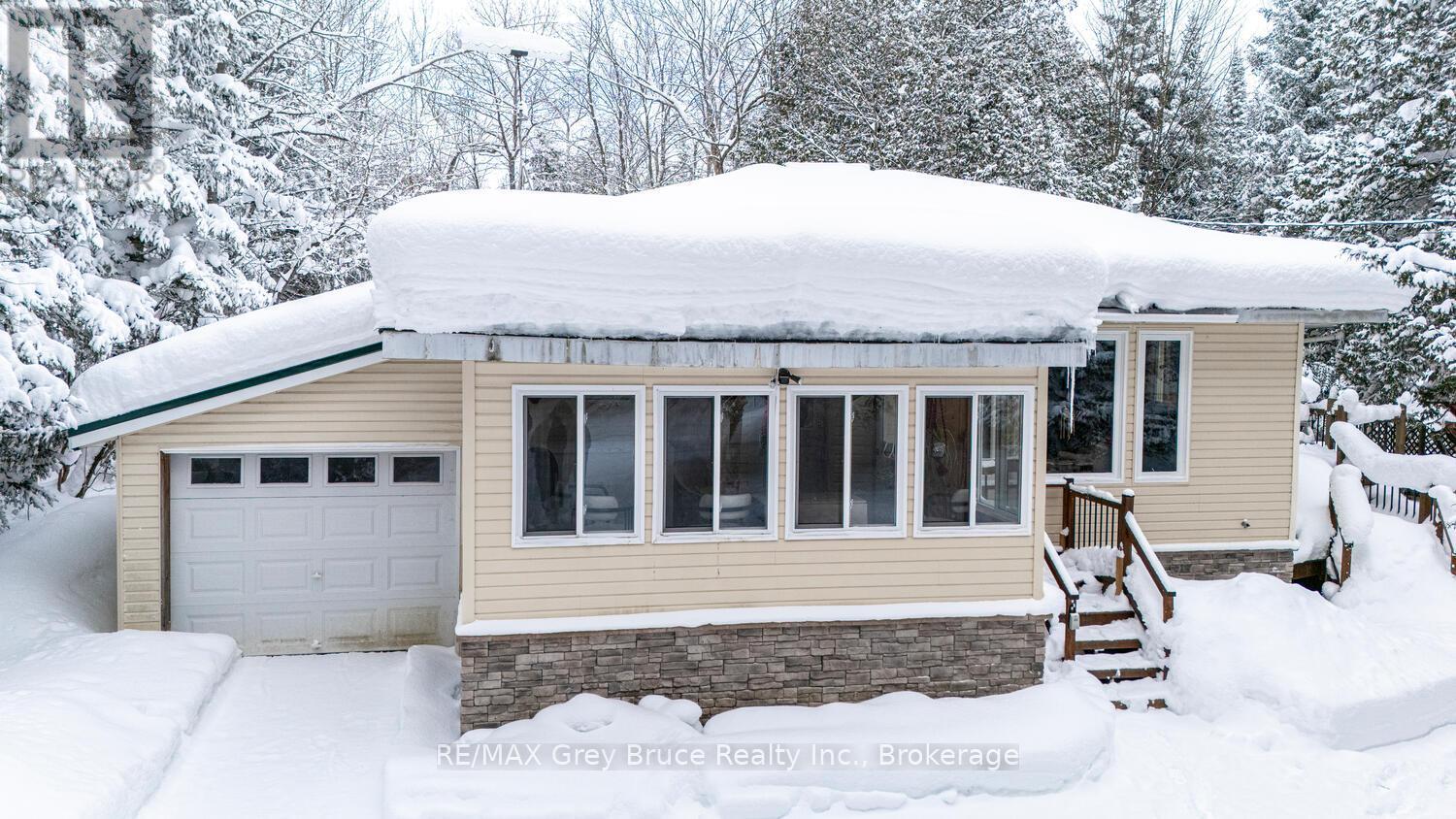 496 Berford Lake Road, South Bruce Peninsula, Ontario  N0H 2T0 - Photo 32 - X12749218