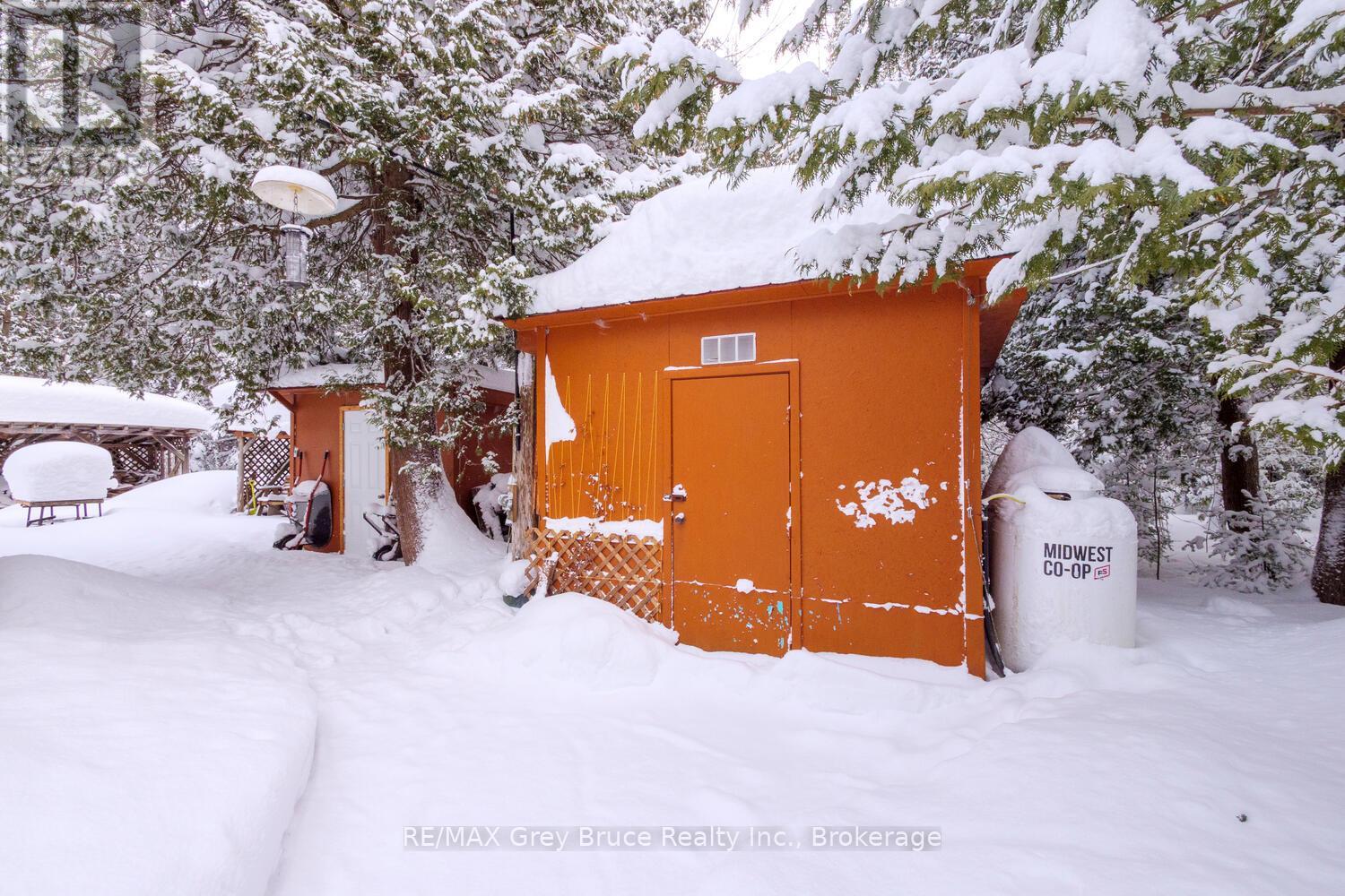 496 Berford Lake Road, South Bruce Peninsula, Ontario  N0H 2T0 - Photo 41 - X12749218