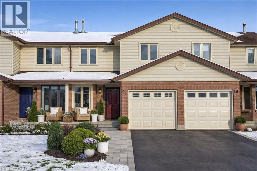 21 Conestoga Road, Woodstock, Ontario  N4T 1H9 - Photo 1 - 40799025