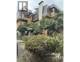 <div class="price">$489,500</div> 206 2299 E 30th Avenue, Vancouver<br><div style="margin-bottom:8px;"><small>Royal LePage Westside</small></div><div class='bed_bath'>2 Bed | 2 Bath</div>