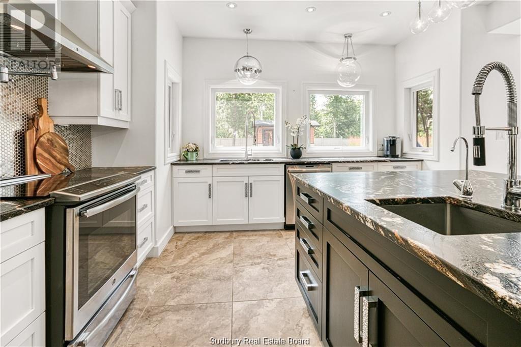 15 Driftwood Avenue, Skead, Ontario  P0M 2Y0 - Photo 4 - 2126293