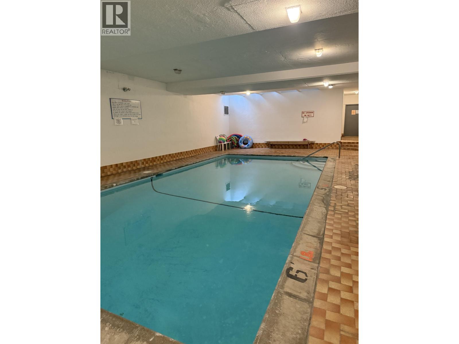 Listing Picture 12 of 12 : 206 2299 E 30TH AVENUE, Vancouver / 溫哥華 - 魯藝地產 Yvonne Lu Group - MLS Medallion Club Member