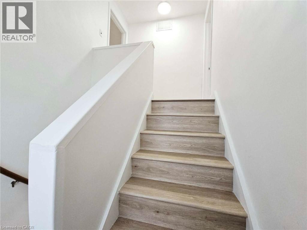 125 Adair Avenue S Unit# 1 - Mn Flr, Hamilton, Ontario  L8K 3S6 - Photo 19 - 40780985