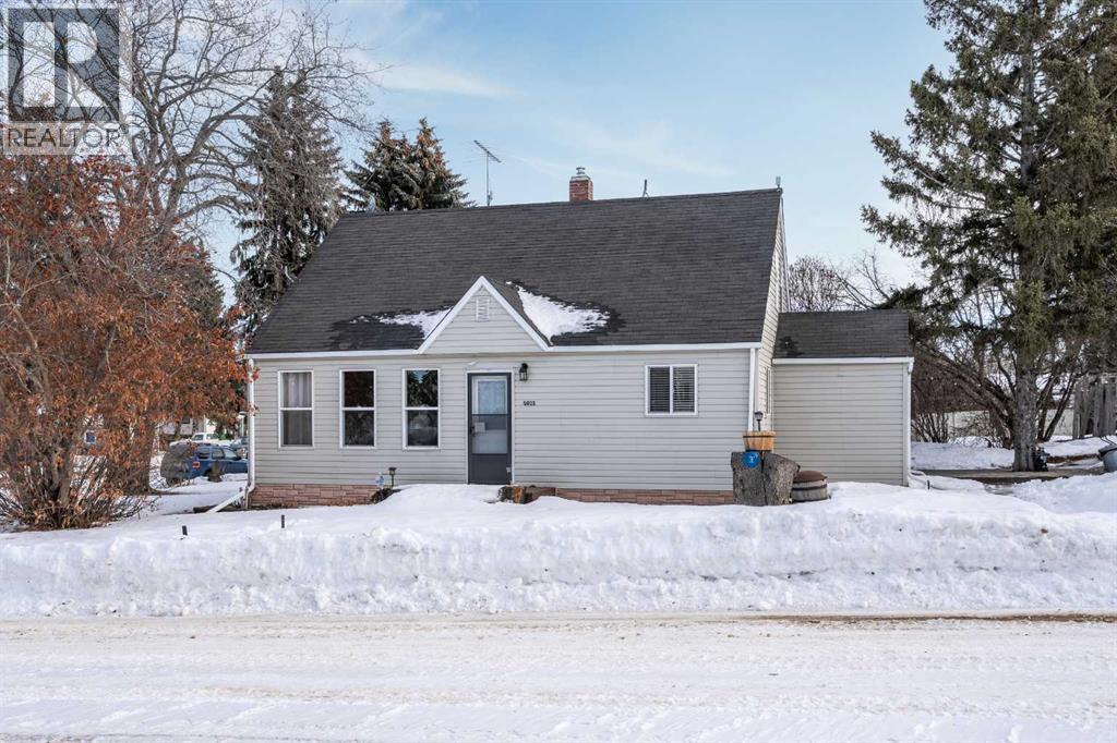 5023 49 Street, Holden, Alberta