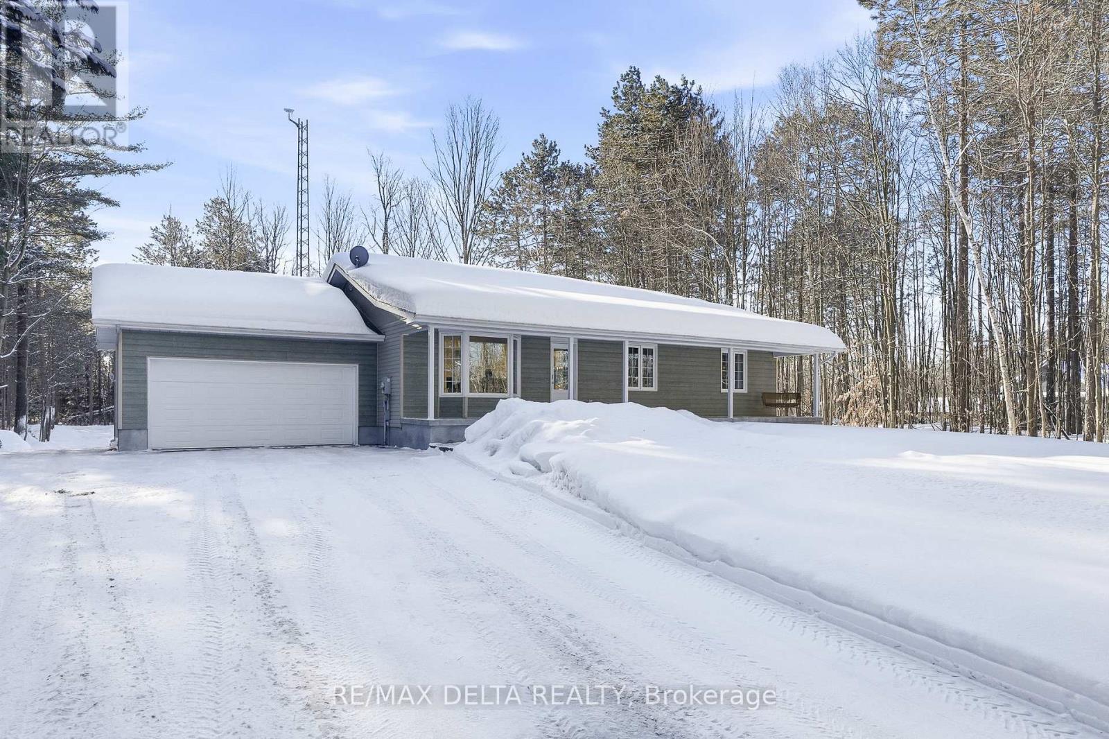 392 Concession 4 Concession, Alfred And Plantagenet, Ontario  K0B 1L0 - Photo 2 - X12749196