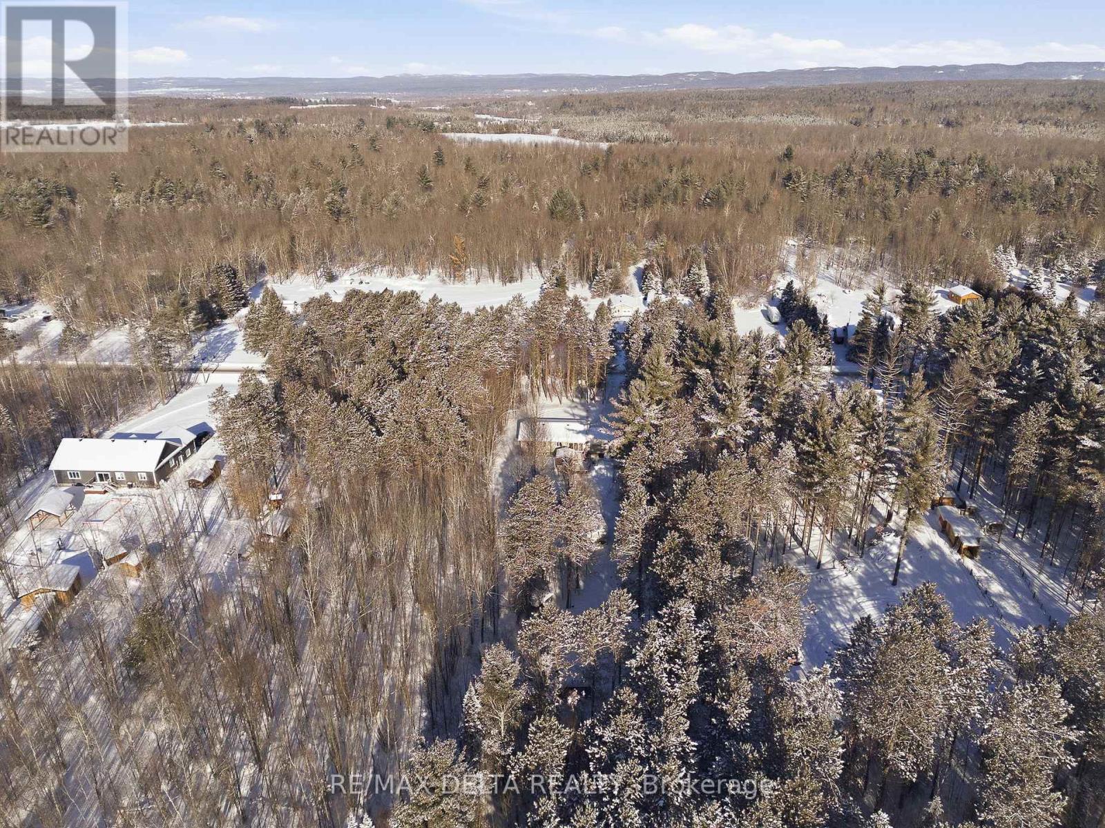 392 Concession 4 Concession, Alfred And Plantagenet, Ontario  K0B 1L0 - Photo 36 - X12749196