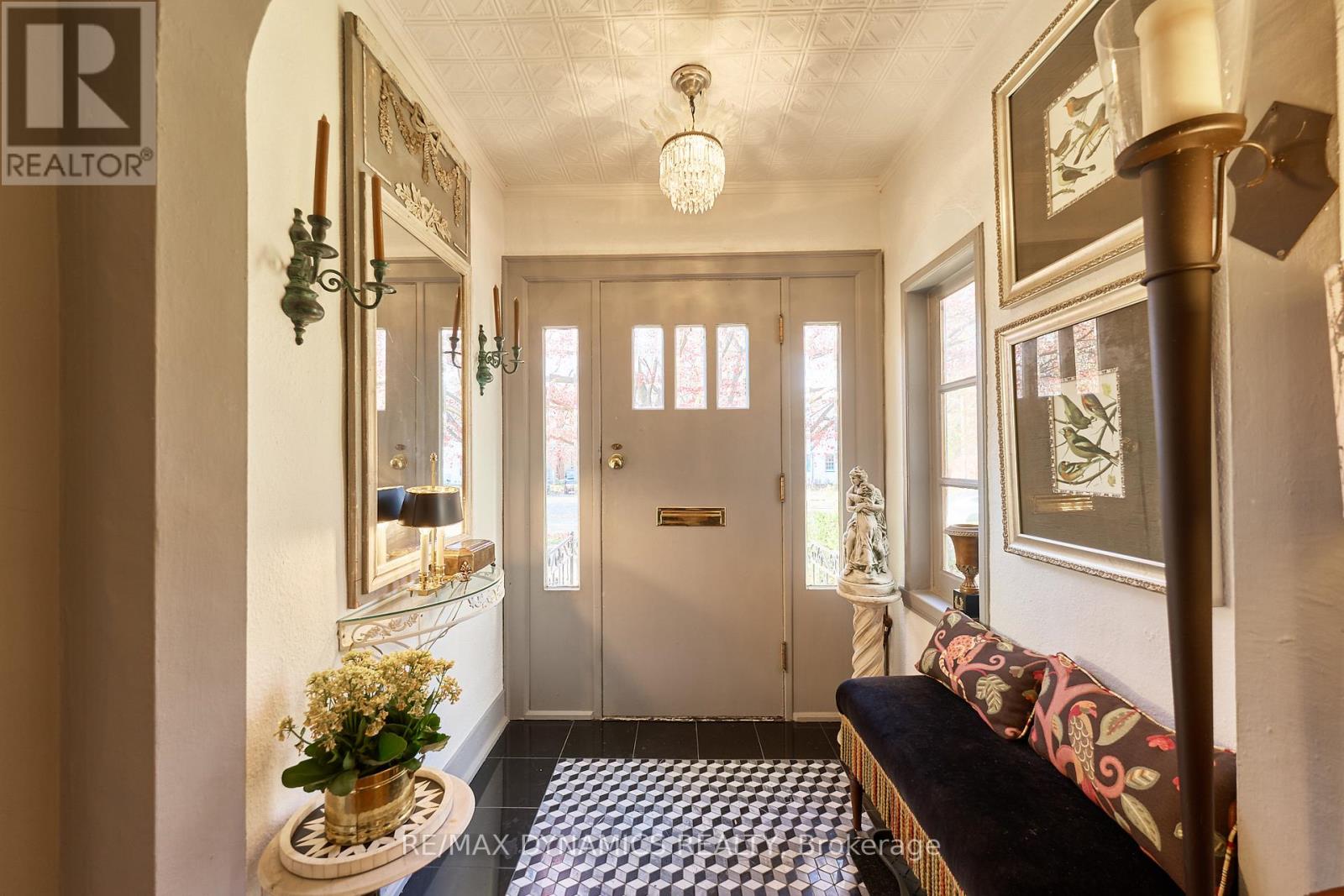 10 Thairs Avenue, St. Catharines, Ontario  L2R 6P1 - Photo 27 - X12749278