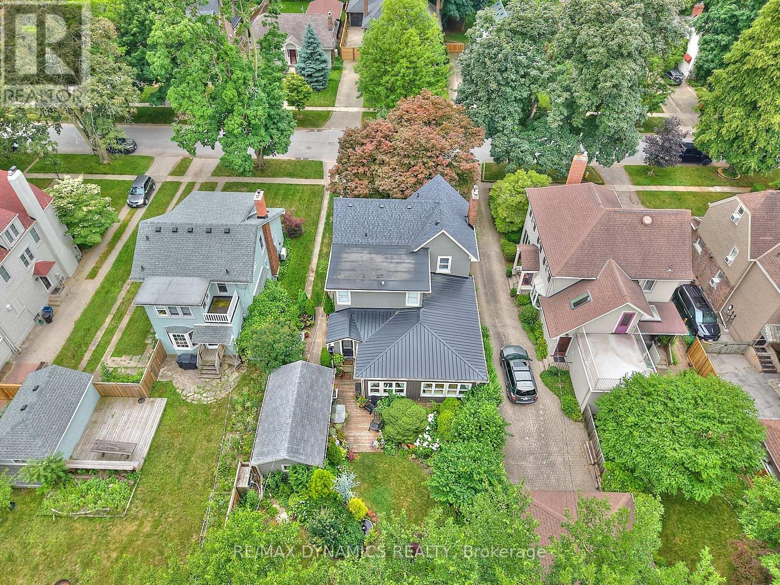 10 Thairs Avenue, St. Catharines, Ontario  L2R 6P1 - Photo 40 - X12749278