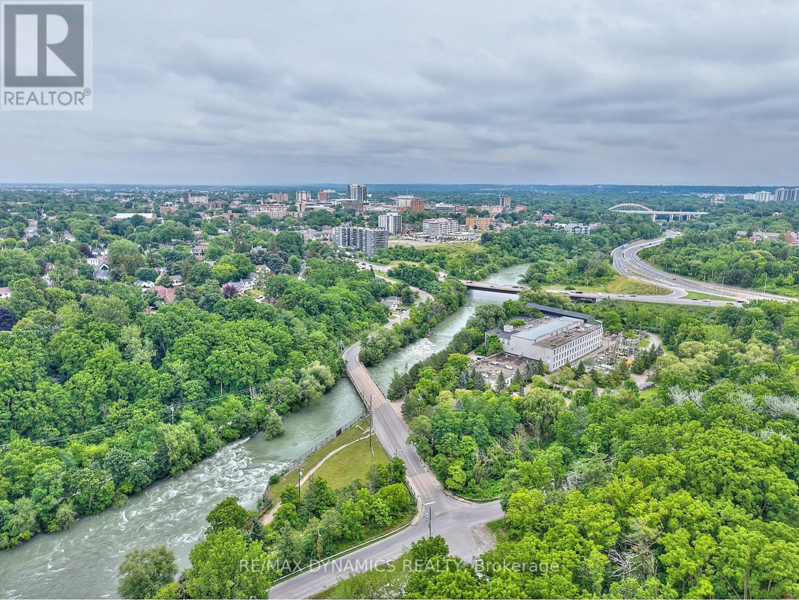 10 Thairs Avenue, St. Catharines, Ontario  L2R 6P1 - Photo 41 - X12749278
