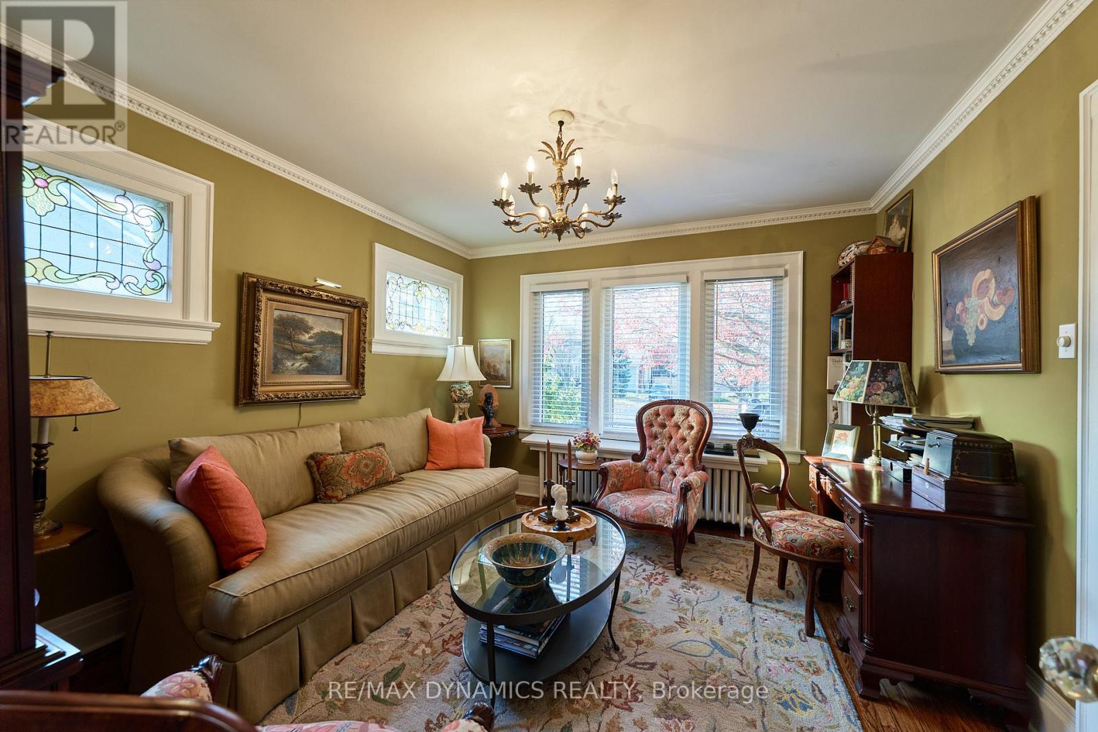 10 Thairs Avenue, St. Catharines, Ontario  L2R 6P1 - Photo 5 - X12749278