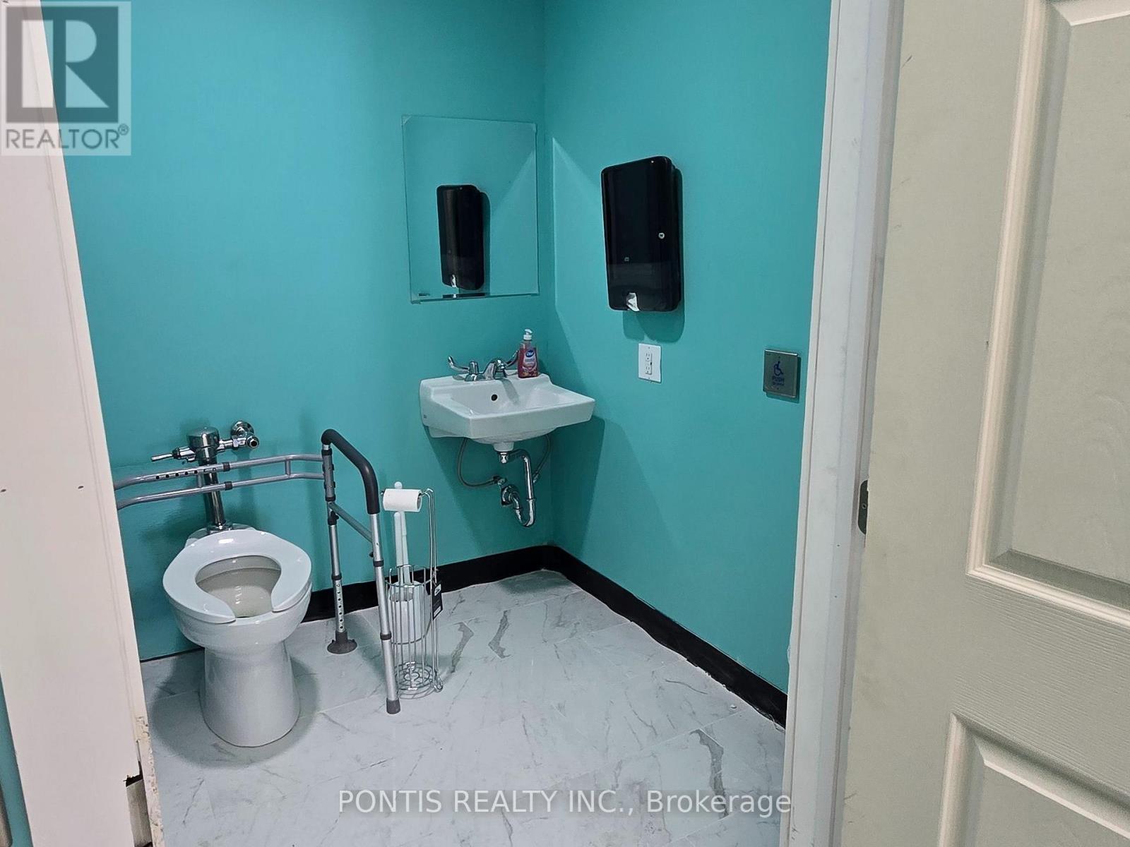 Unknown Address, ,     - Photo 7 - E12733166