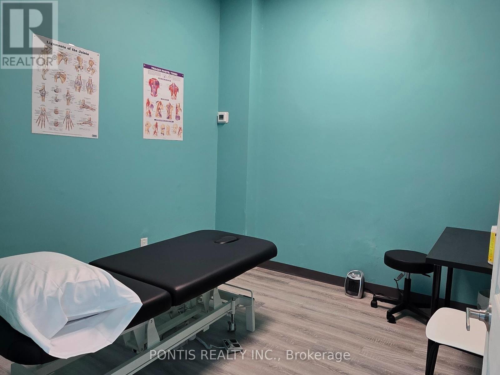 Unknown Address, ,     - Photo 3 - E12733166