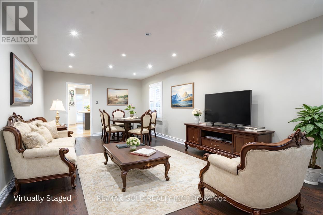 32 HEDDON COURT, Brampton, Ontario