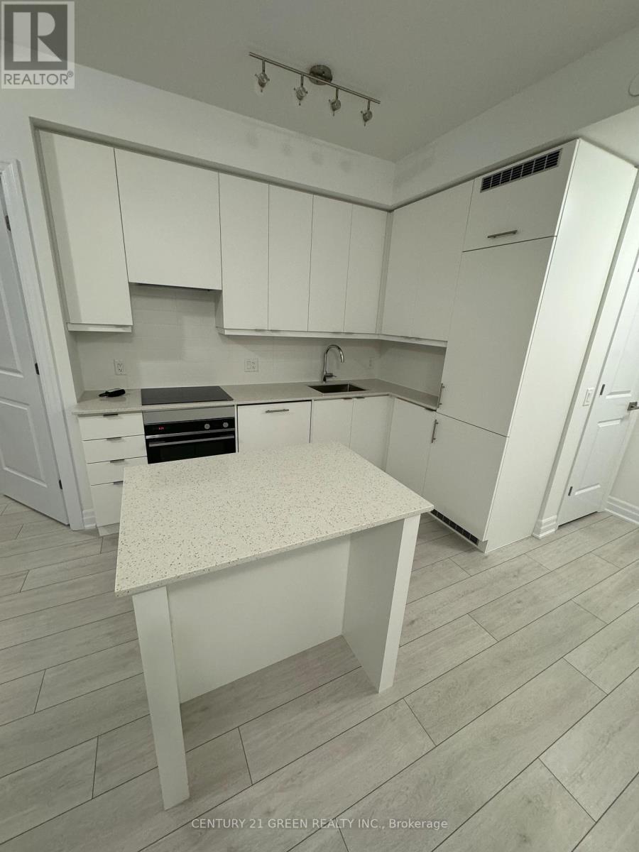 2211 - 30 Elm Drive, Mississauga, Ontario  L5B 0N6 - Photo 3 - W12747778