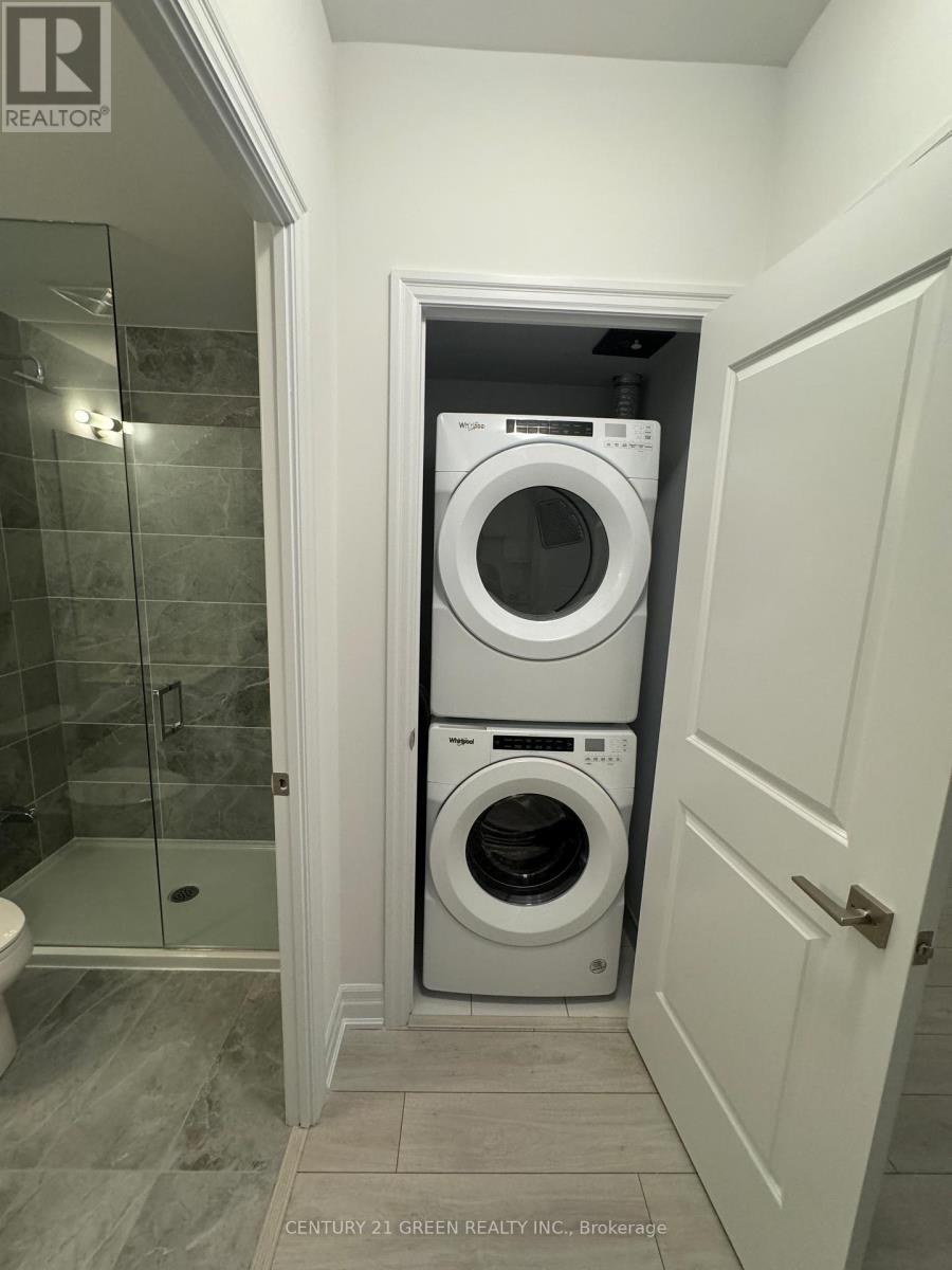 2211 - 30 Elm Drive, Mississauga, Ontario  L5B 0N6 - Photo 6 - W12747778