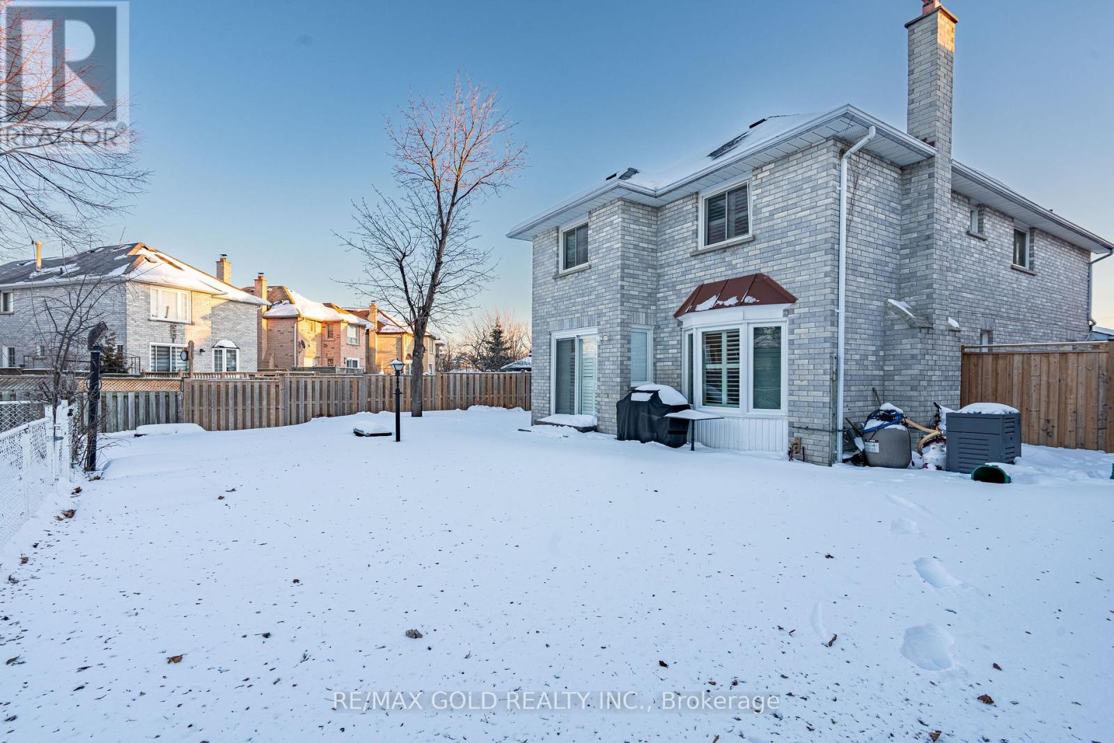 32 Heddon Court, Brampton, Ontario  L6Z 4H2 - Photo 37 - W12744872