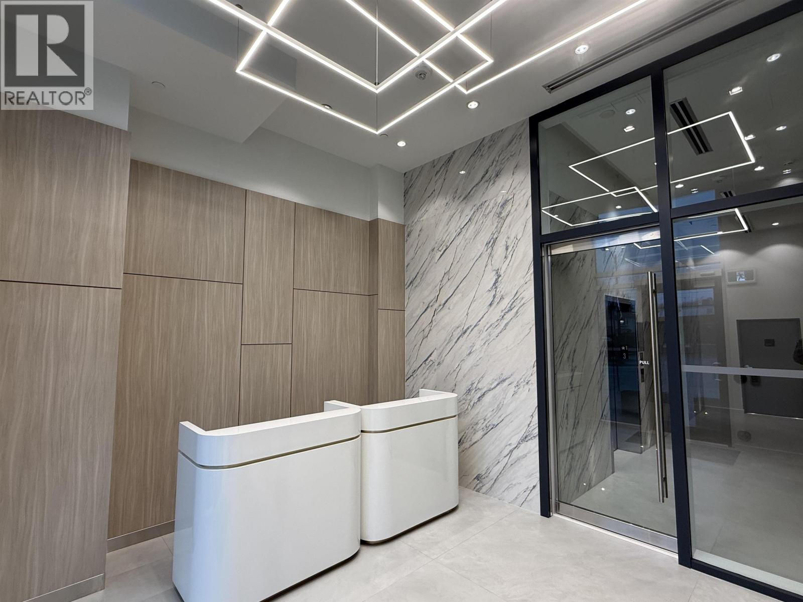 Cru 6 8415 Granville Street, Vancouver, British Columbia  V6P 4Z9 - Photo 2 - C8072425